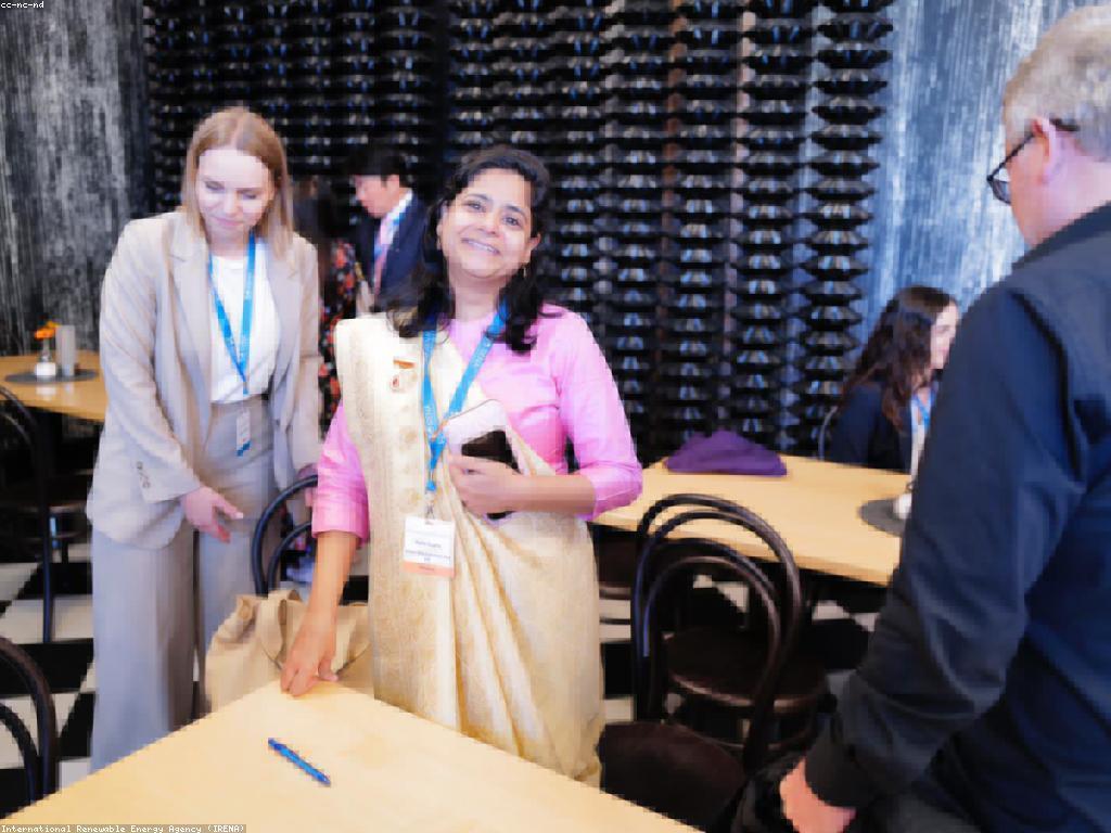 យុទ្ធសាស្រ្តសម្រាប់ទីផ្សារថ្មី: ការបង្កើត និងអភិវឌ្ឍន៍